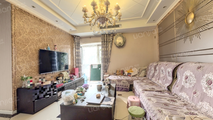 易道郡玫瑰公馆二期二手房实景图