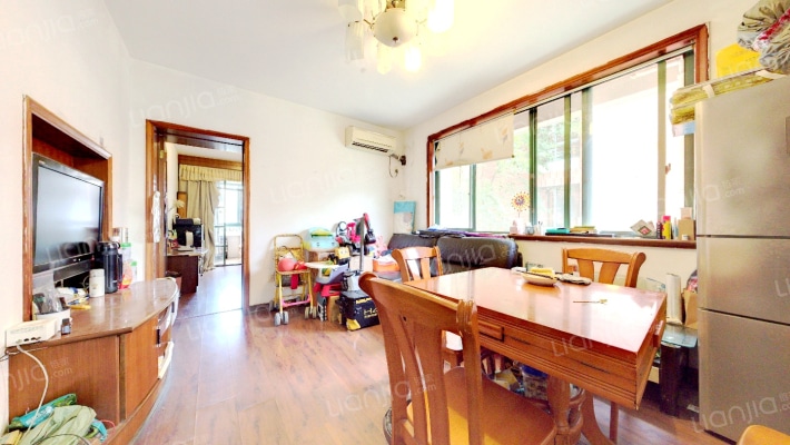 万家花园家和苑二手房实景图