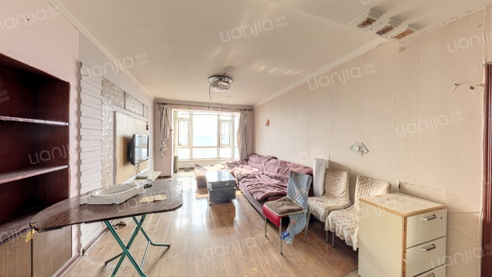 8号公寓二手房实景图