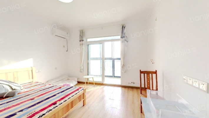 十里玫瑰二手房实景图