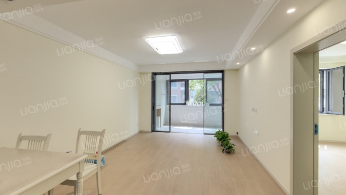 创欣公寓二手房实景图