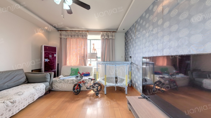 汇景新苑二手房实景图