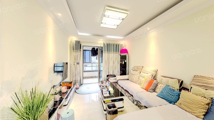 绿地海外滩二手房实景图