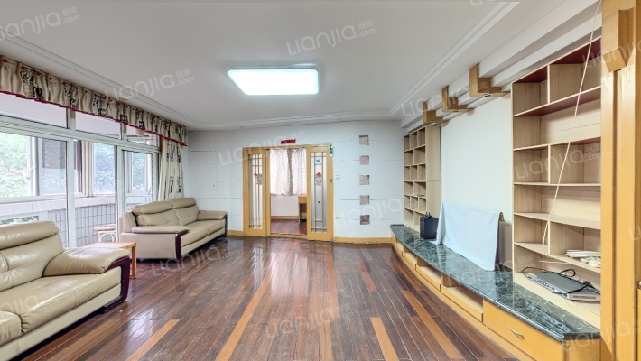 湖畔花园秋月苑二手房实景图