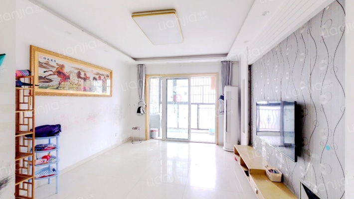 圣地雅阁A区二手房实景图