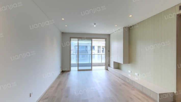 新湖金色池塘二手房实景图