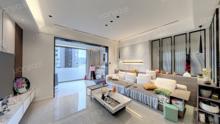 锐力领峰二手房实景图