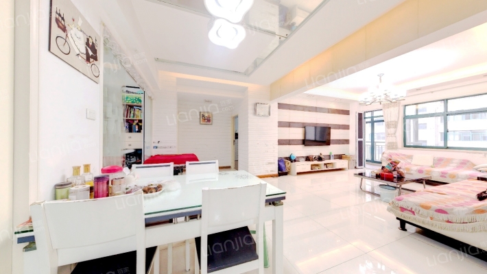 爵世嘉园二手房实景图