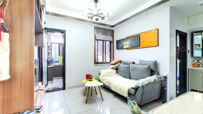 未管所职工宿舍二手房实景图