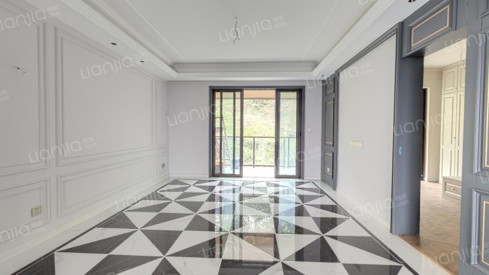 中建龙玺台二手房实景图