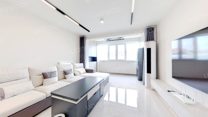 弘信家园二手房实景图