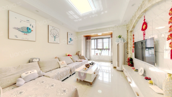 新神风金牛座二手房实景图