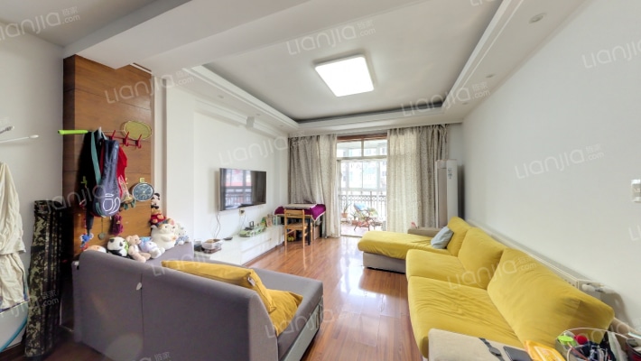 宝城花园二手房实景图