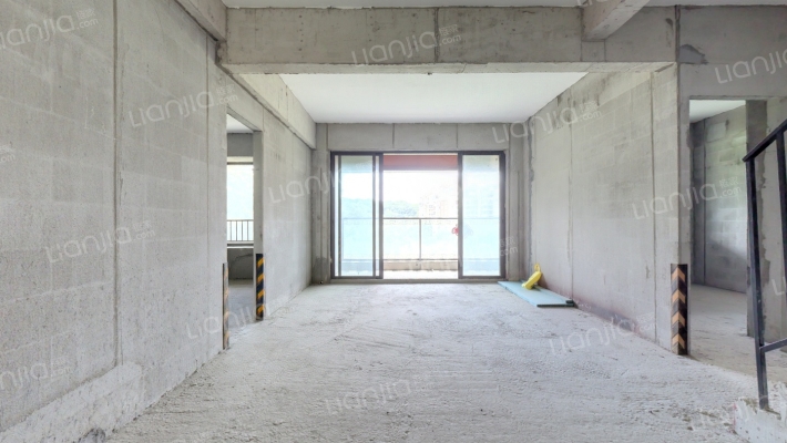 华远雲和墅二手房实景图