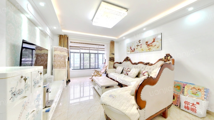 荣乐水岸二手房实景图