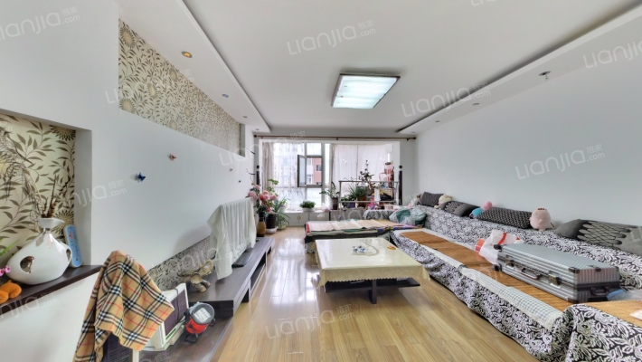 东方嘉园二手房实景图