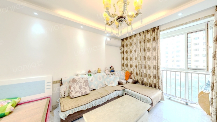 小镇西西里瑞国里二手房实景图