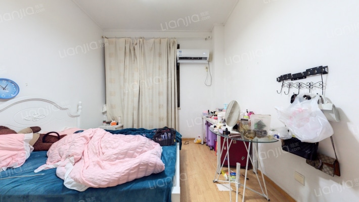 新青年广场二手房实景图