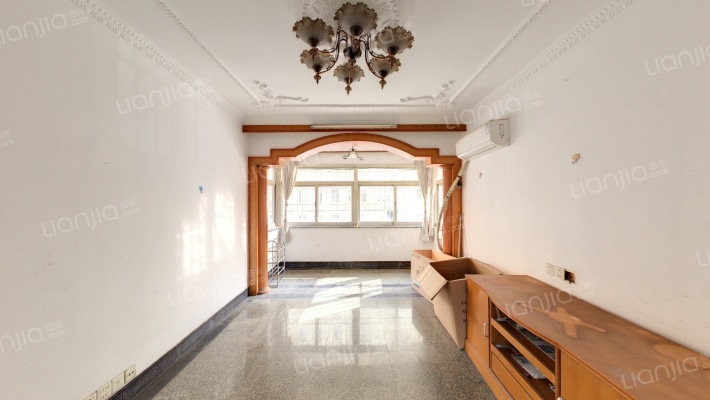 彩虹新村二手房实景图