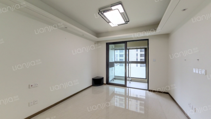 中国铁建香榭国际二手房实景图