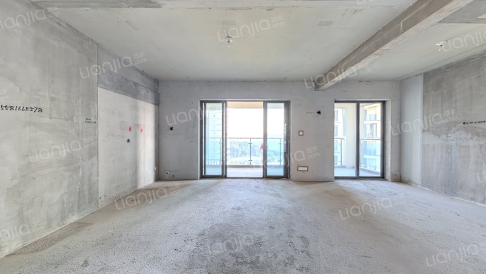 地铁中建江山玖樾二手房实景图