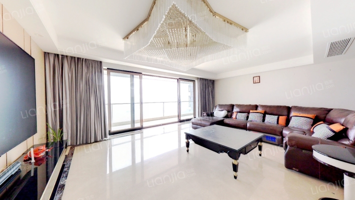 世茂锦绣长江六期二手房实景图