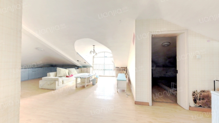 德海苑北区二手房实景图