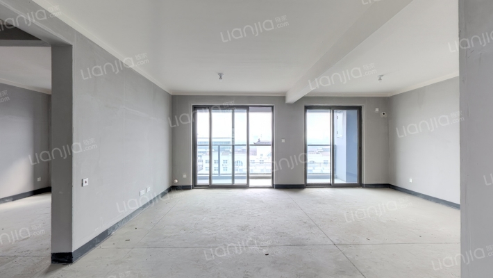 融创碧桂园霞客映二手房实景图