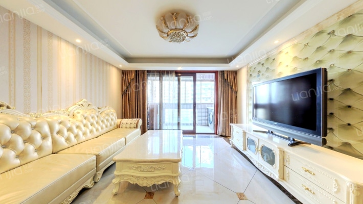 华敏世纪广场二手房实景图