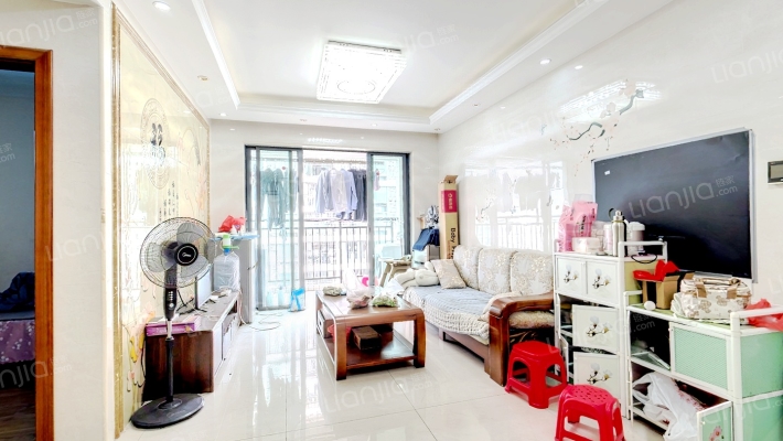 荣利豪庭二手房实景图