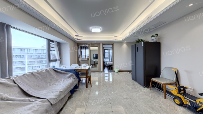 锦上悦华里二手房实景图