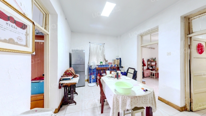 合肥晚报社宿舍楼二手房实景图