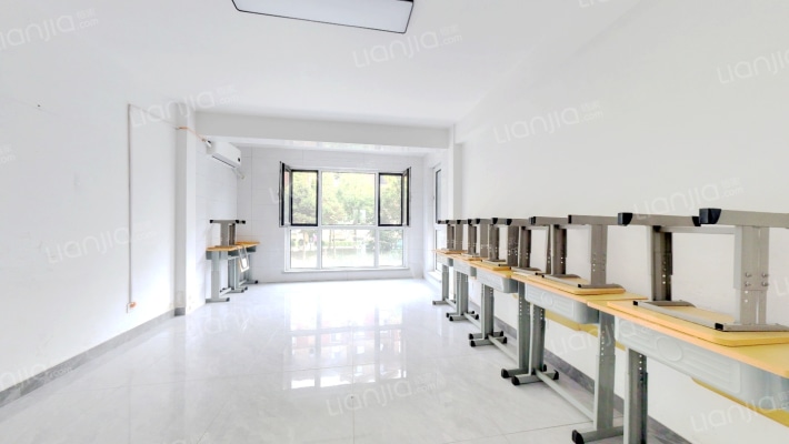 澳海澜郡二手房实景图