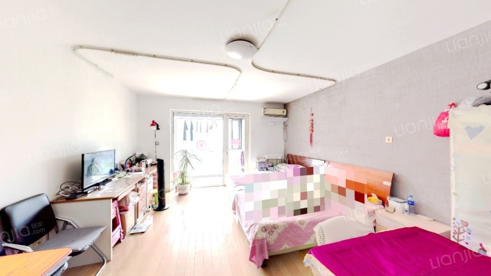 万科水晶城聆梦园二手房实景图