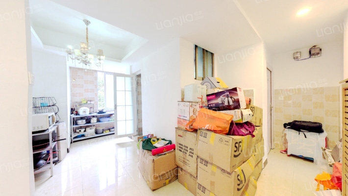 琼河新村二手房实景图