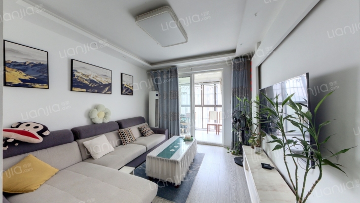 亚泰梧桐世家二手房实景图