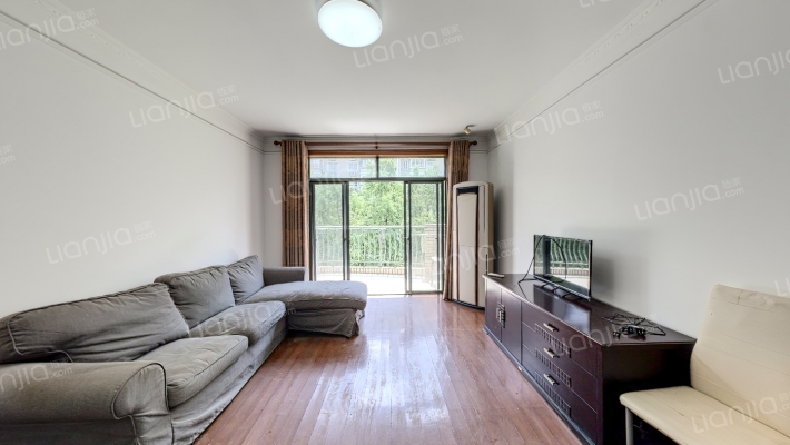 北美公寓二手房实景图