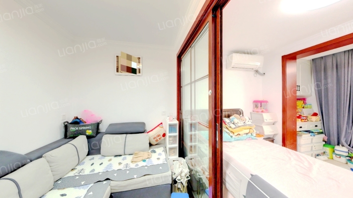 梅陇十一村二手房实景图