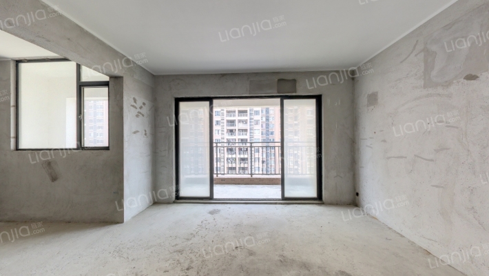 沁美家园二手房实景图