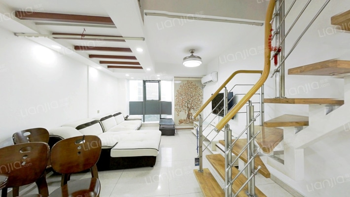 深港亚太中心二手房实景图