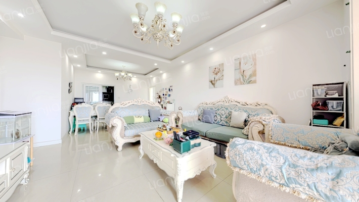 怡静湖二手房实景图