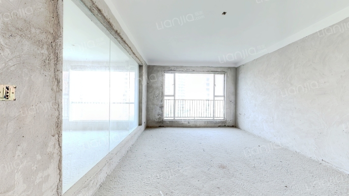 嘉怡华庭二手房实景图