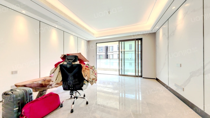 中海麓湖公馆二手房实景图