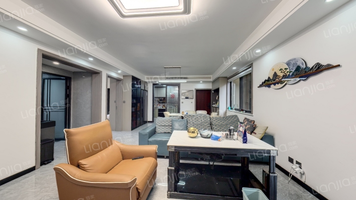 天山名苑二手房实景图