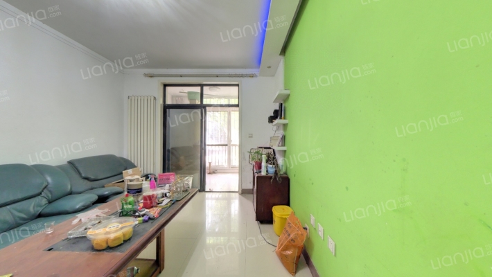 龙泊圣地澜岸二手房实景图