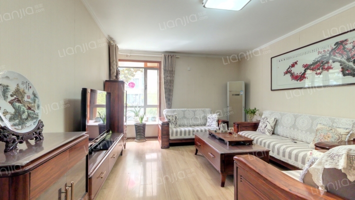 兴隆园五区二手房实景图