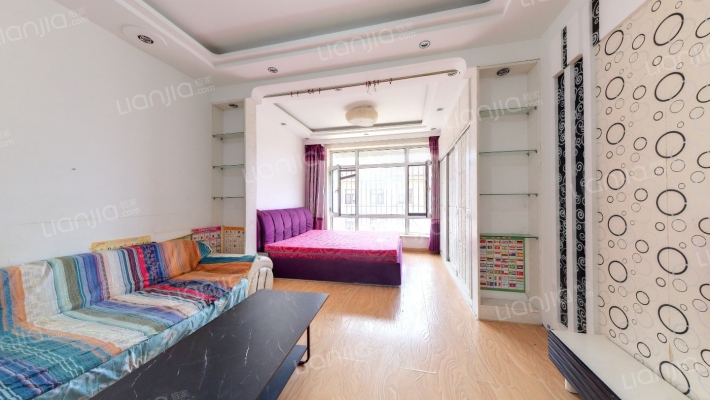 抱龙风景二手房实景图