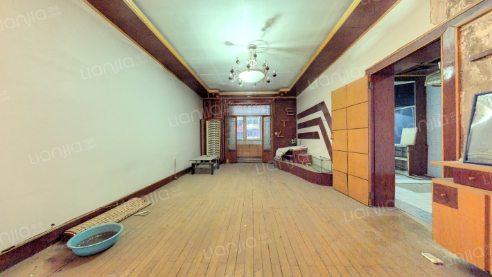 建大四小区二手房实景图