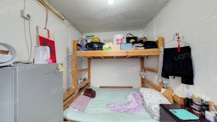 苇坑胡同二手房实景图