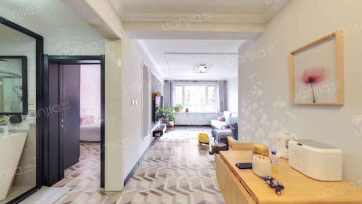 万龙国际城一期二手房实景图